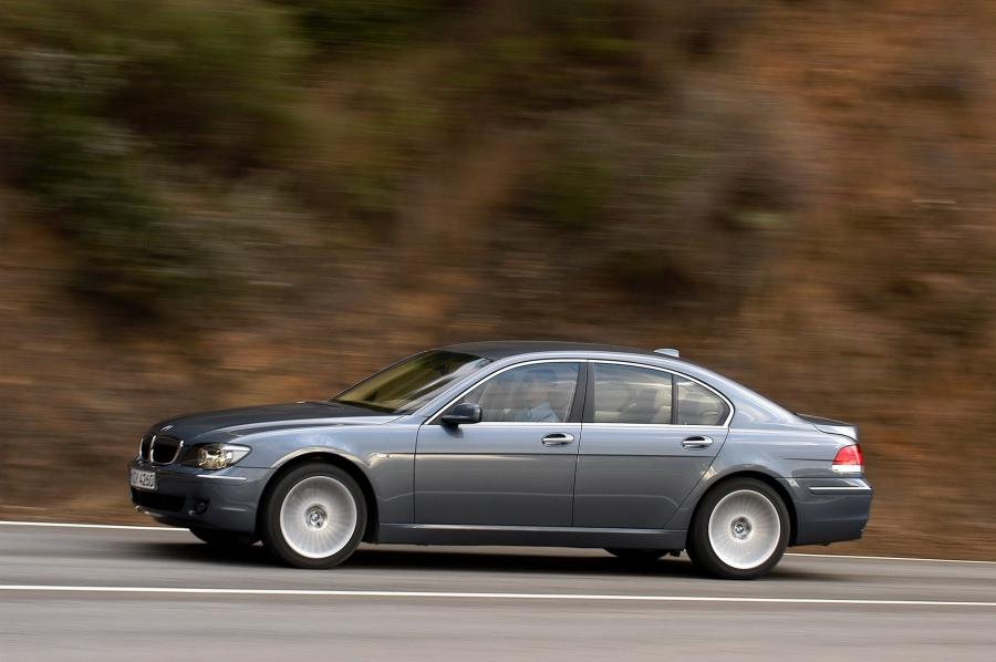  BMW 7-Series 2006 года  (фото 20 из 53)